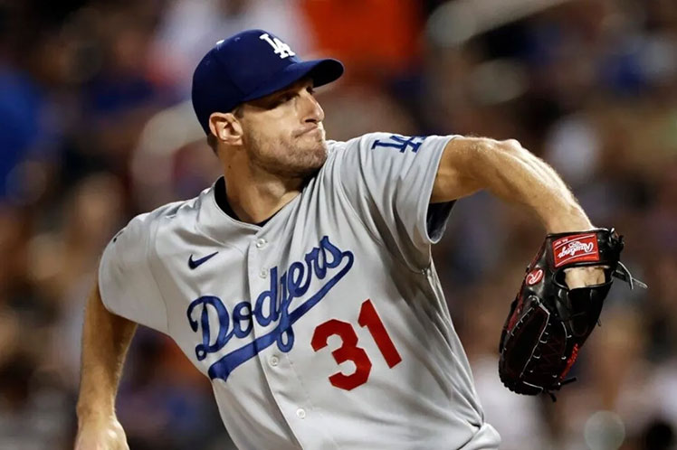 Dodgers apuestan por estelar Scherzer para igualar playoff