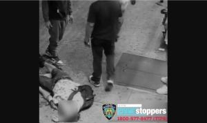 Hispano en coma golpeado en calle de Nueva York; acusan a ex convicto en libertad condicional tras abuso sexual