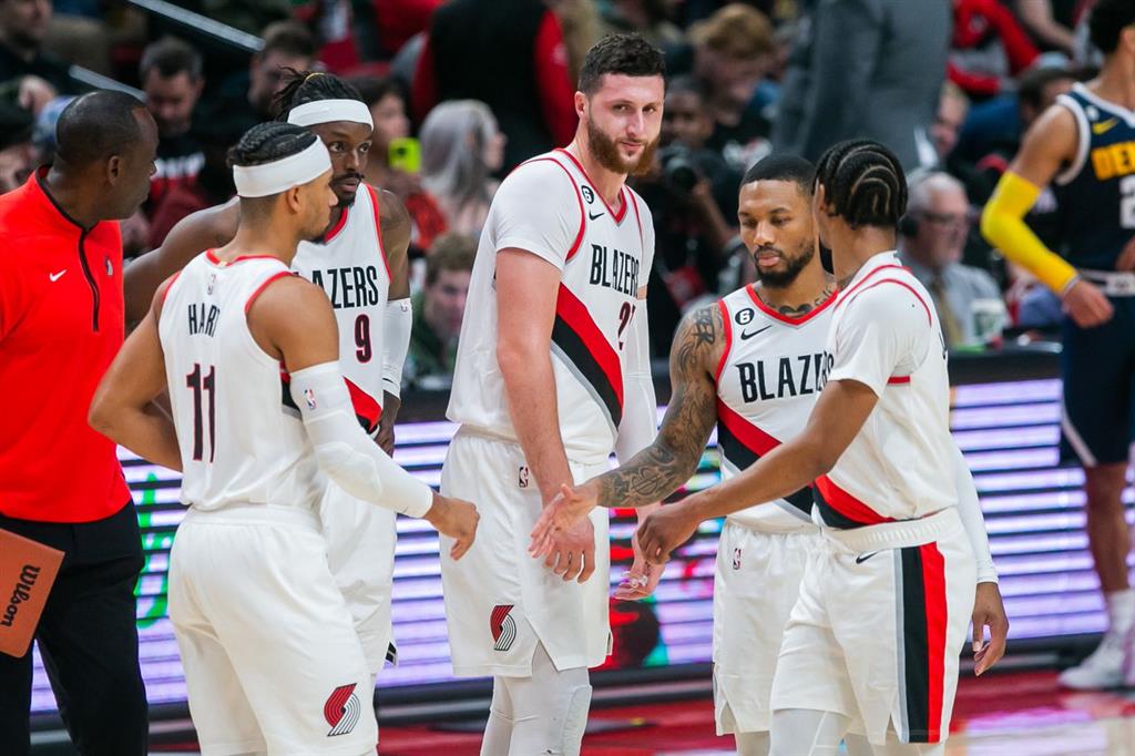 Portland por seguir invicto, Lakers por salir del hoyo en NBA￼