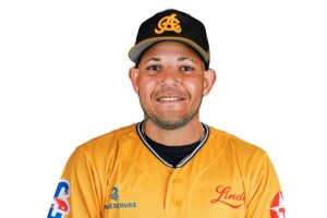 Águilas Cibaeñas designan a Yadier Molina como su nuevo dirigente