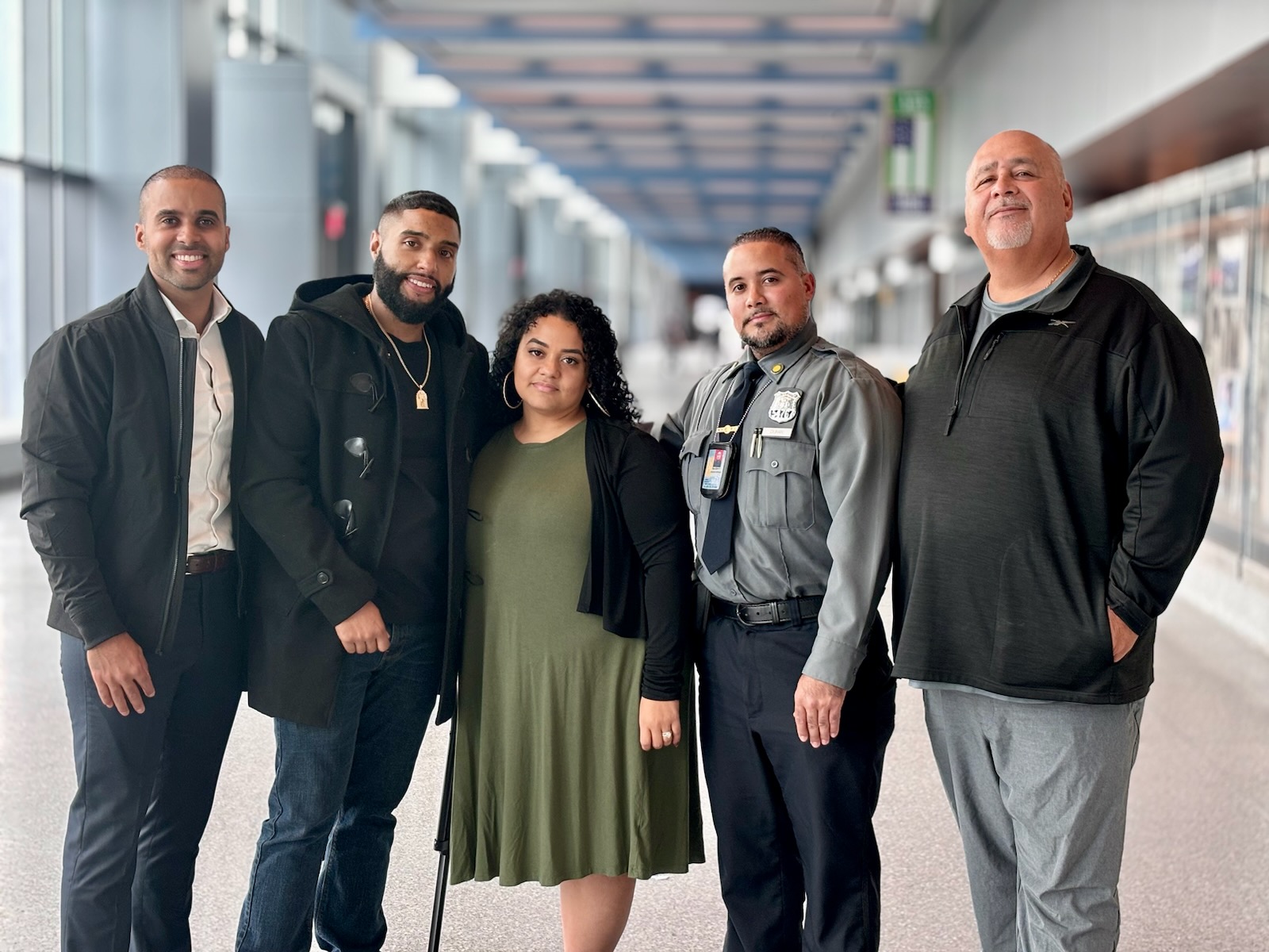 El oficial dominicano de NYPD que se inspiró en un sargento que salvó la vida a su hermana