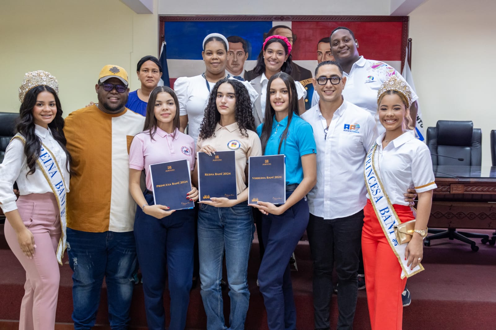 Eligen reinas de las Patronales Baní 2024