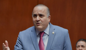 Senador Alexis Victoria Yeb dice en el PRM hay muchos funcionarios traviesos y no irá a verlos a Najayo